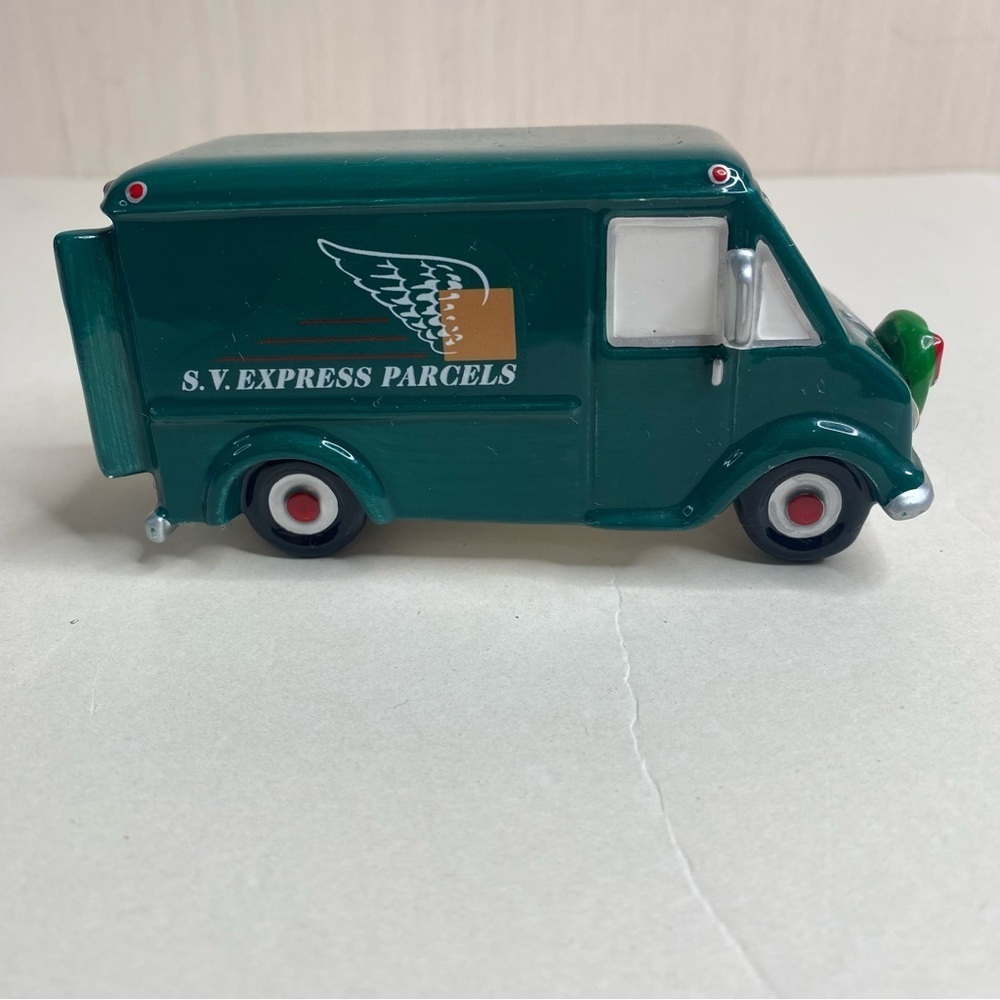 Department 56 “Gifts on the Go” Green S.V. Express Parcels Van (FLAWS)